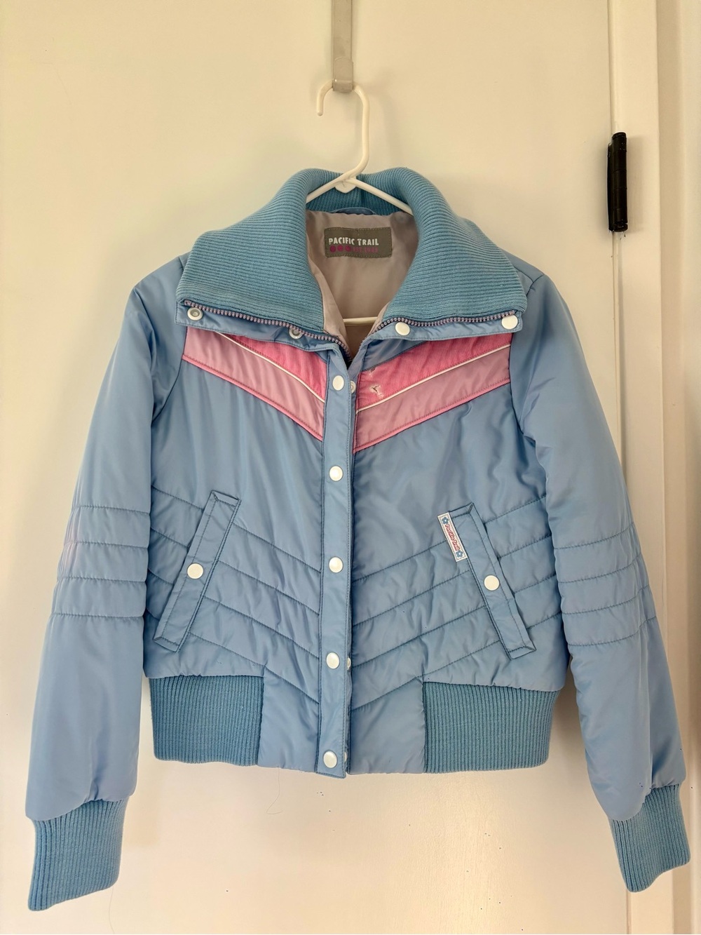 Pacific Trail Women's Pastel Blue Puffer Jacket with Pink Chevron